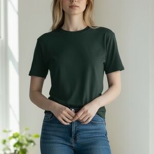 Aritzia Dark Green Short Sleeve Tee